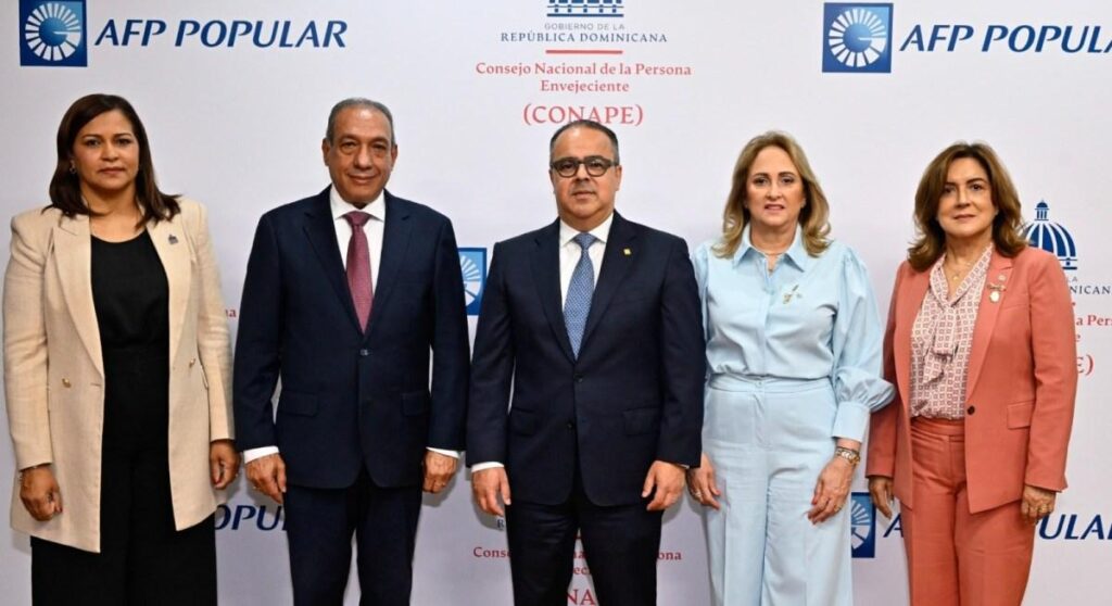 AFP Popular, CONAPE, adultos mayores República Dominicana, bienestar integral envejecientes, programa envejeciendo con dignidad, inclusión social tercera edad RD