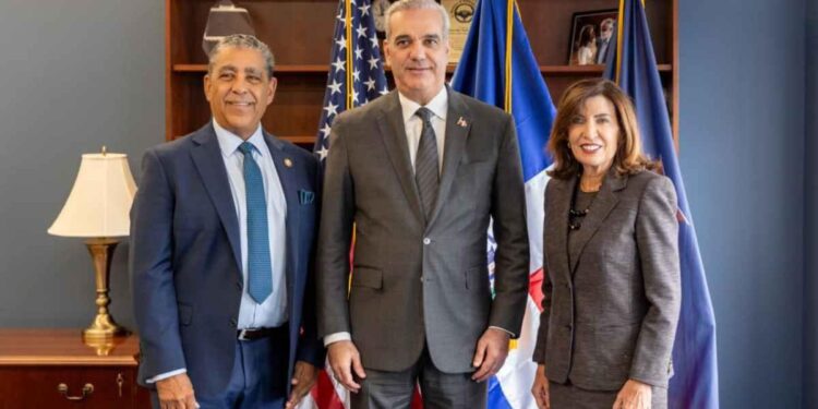 alianza República Dominicana Nueva York, gestión de emergencias RD, capacitación técnica dominicana, protección río Yaque del Norte, tecnología drones emergencias, comunidad dominicana Nueva York