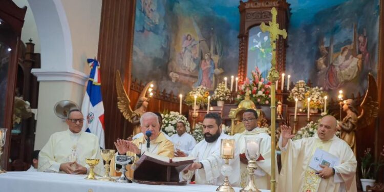 Nuestra Señora de las Mercedes, Santo Cerro, Día de la Virgen de las Mercedes, tradición dominicana, patrona de República Dominicana, celebración religiosa en RD