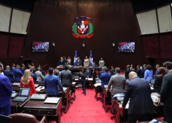 ley plaguicidas República Dominicana, sanciones uso plaguicidas, protección agricultura dominicana, plagas agrícolas RD, salud pública plaguicidas, diputado Adelso Rubén Contreras