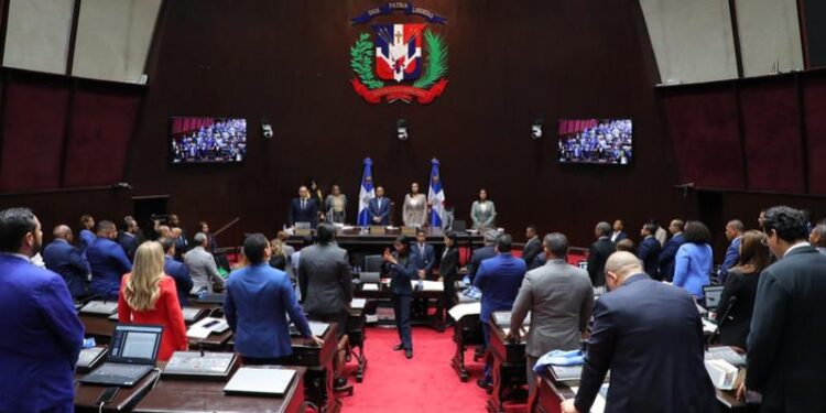 ley plaguicidas República Dominicana, sanciones uso plaguicidas, protección agricultura dominicana, plagas agrícolas RD, salud pública plaguicidas, diputado Adelso Rubén Contreras