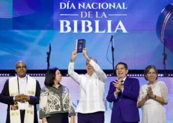 Día Nacional de la Biblia, Luis Abinader, República Dominicana, Biblia en RD, valores cristianos, celebración religiosa RD