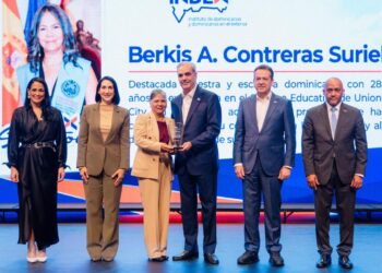Luis Abinader, dominicanos destacados en Estados Unidos, Index Somos Todos, diáspora dominicana, pasaporte electrónico dominicano, fortalecimiento de la identidad dominicana