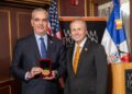Luis Abinader, Medalla Presidencial William Paterson, diáspora dominicana, museo histórico cultural dominicano, becas para dominicanos en el exterior, relaciones República Dominicana y Nueva York