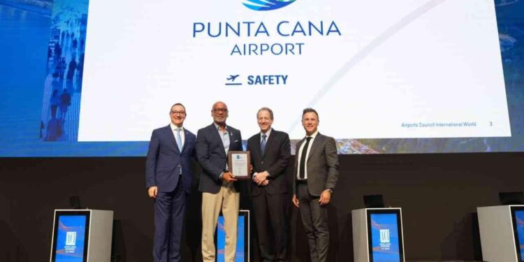 Aeropuerto de Punta Cana, APEX Partner Award, seguridad aeroportuaria, Airports Council International, aviación en República Dominicana, excelencia operativa aeropuerto