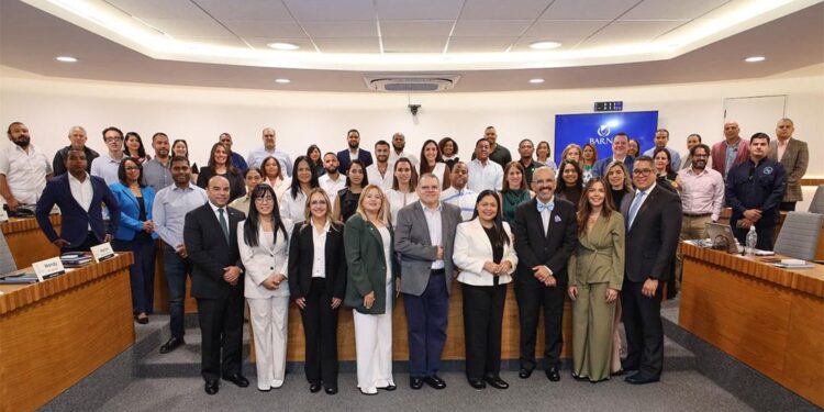 Banco Caribe, PYME Expansión, financiamiento PYMEs RD, formación empresarial República Dominicana, BANDEX, BARNA Management School