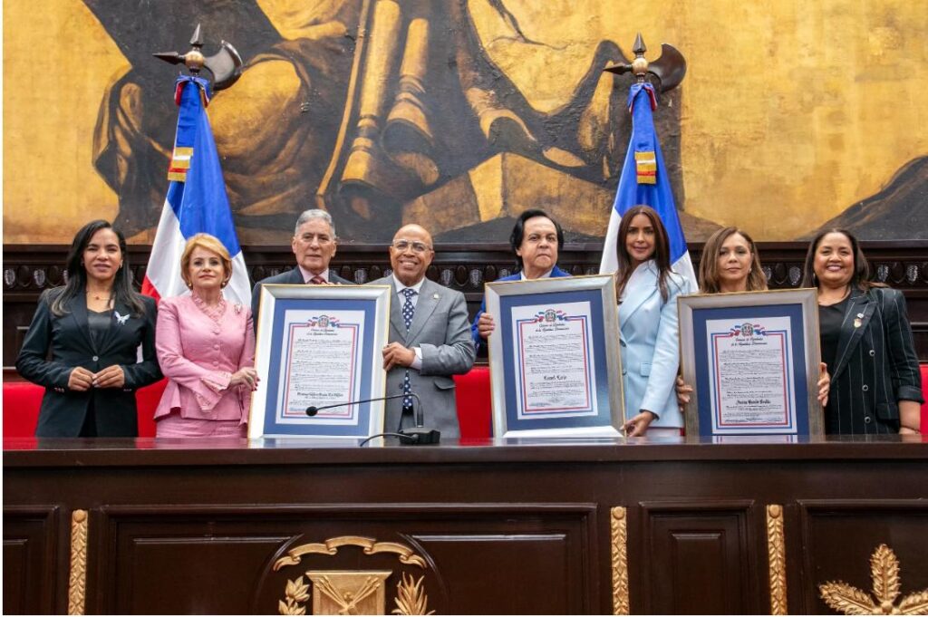 Niní Cáfaro, Leonel Lirio, Janina Rosado, Cámara de Diputados República Dominicana, reconocimientos culturales RD, legado cultural dominicano