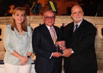 Frank Rainieri, WTTC Icon Award, desarrollo turístico Punta Cana, turismo República Dominicana, Grupo Puntacana, legado turístico dominicano