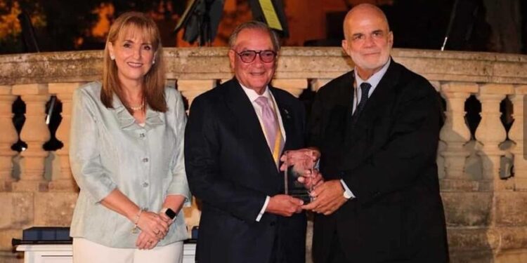 Frank Rainieri, WTTC Icon Award, desarrollo turístico Punta Cana, turismo República Dominicana, Grupo Puntacana, legado turístico dominicano