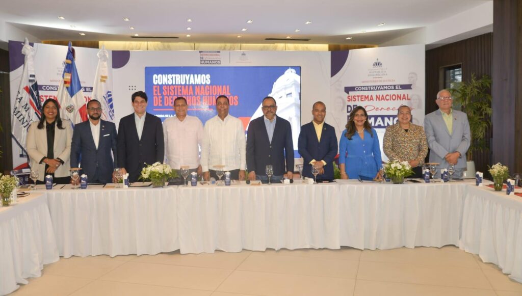 Sistema Nacional de Derechos Humanos, alcaldías República Dominicana, gobiernos locales derechos humanos, Antoliano Peralta, Liga Municipal Dominicana, políticas públicas RD