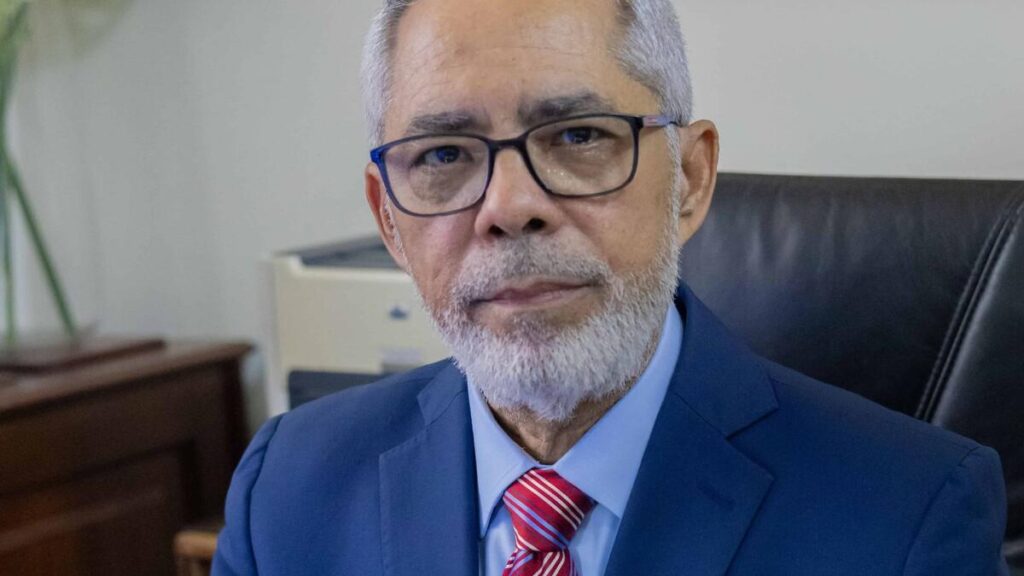 Pedro Silverio: economista clave en la política dominicana actual