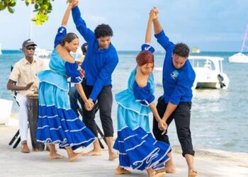 turismo cultural en Samaná, historia de Samaná, promoción turística República Dominicana, Pedro Catrain Samaná, cultura dominicana, destinos turísticos en República Dominicana